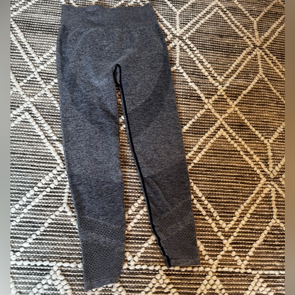 Victoria's Secret PINK Blue Marl seamless leggings/ woman’s size M great cond - Picture 1 of 7